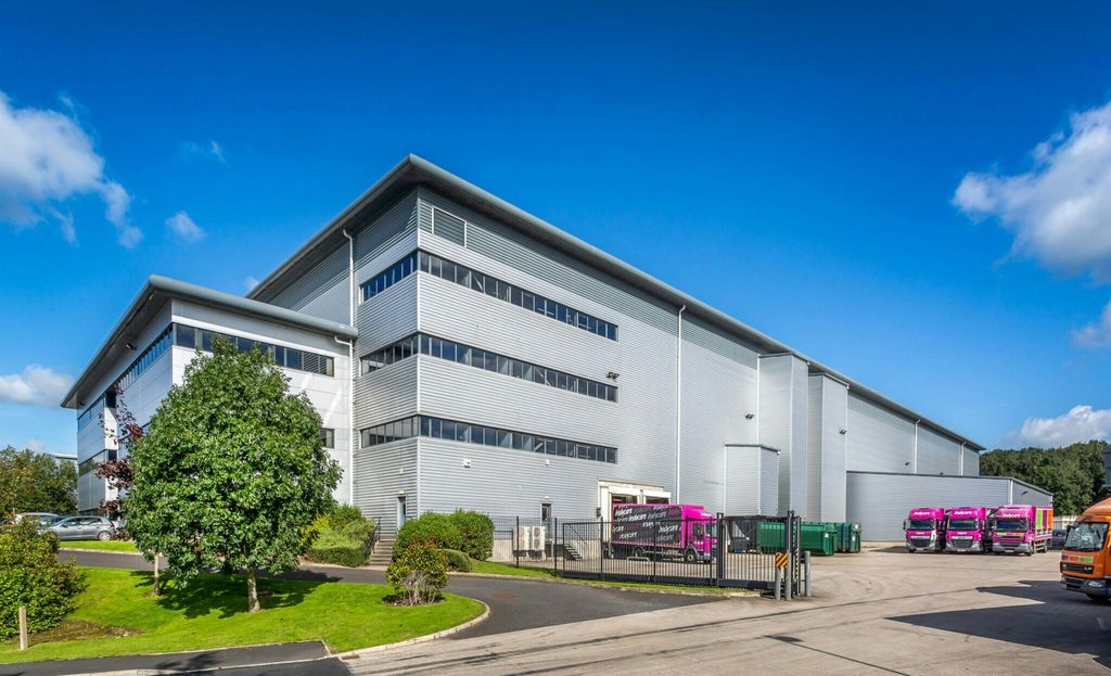 Property photo 2 of 9 Apex 1.Jpg