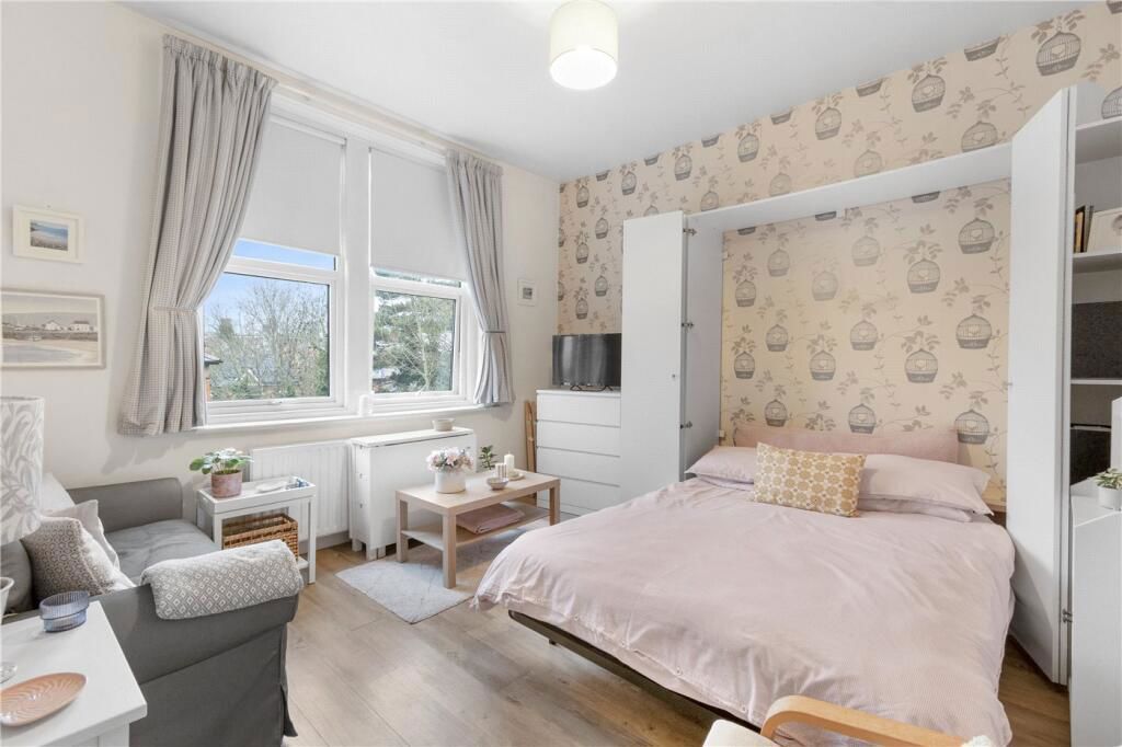 Property photo 2 of 4