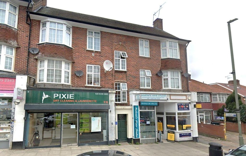 Property photo 1 of 11 2 Bedroom Apartment