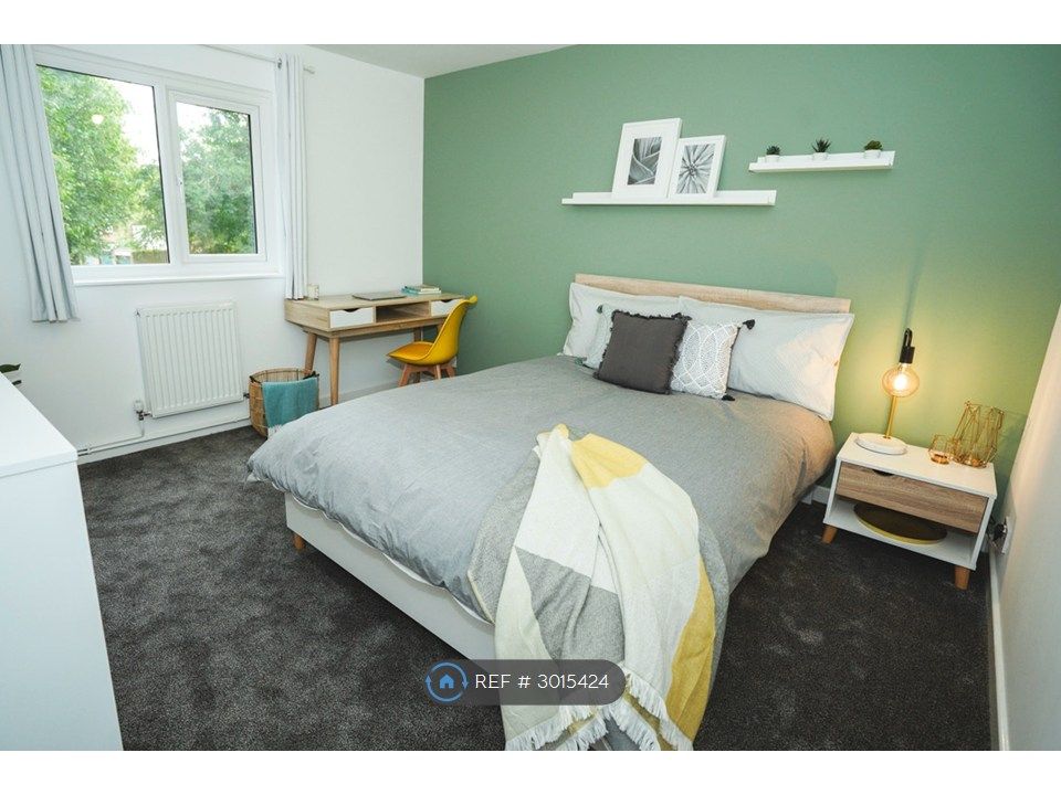 Property photo 2 of 11 Bedroom #2