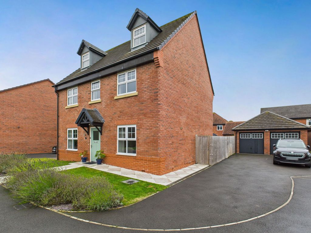 Property photo 2 of 33