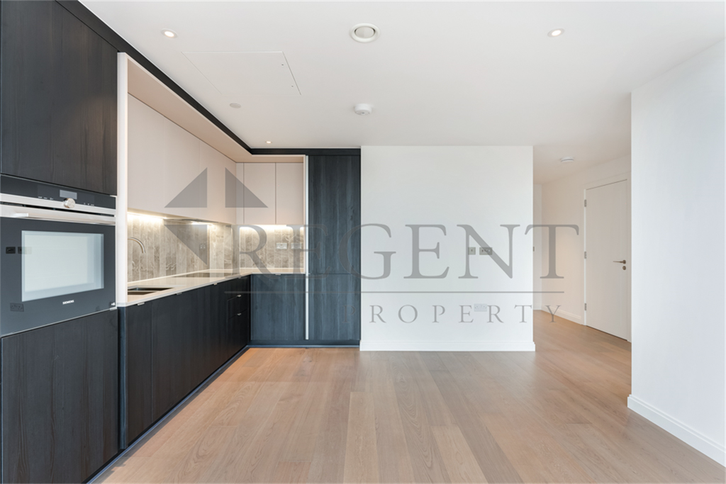 Property photo 3 of 14 Kitchen