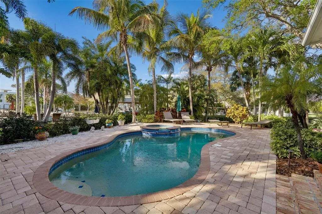 Property photo 3 of 20 <Alttext/>