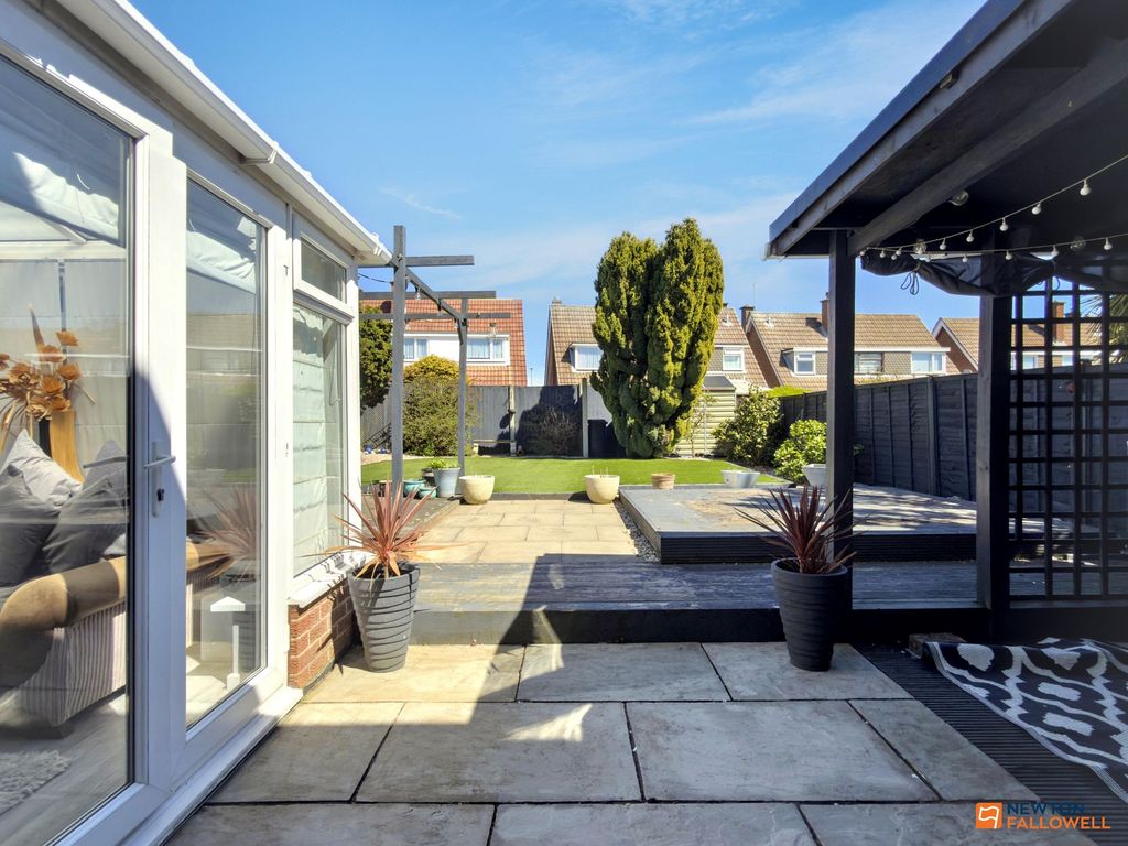 Property photo 2 of 30
