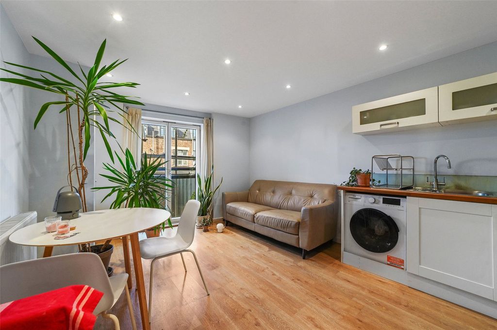 Property photo 2 of 14 Picture No. 09