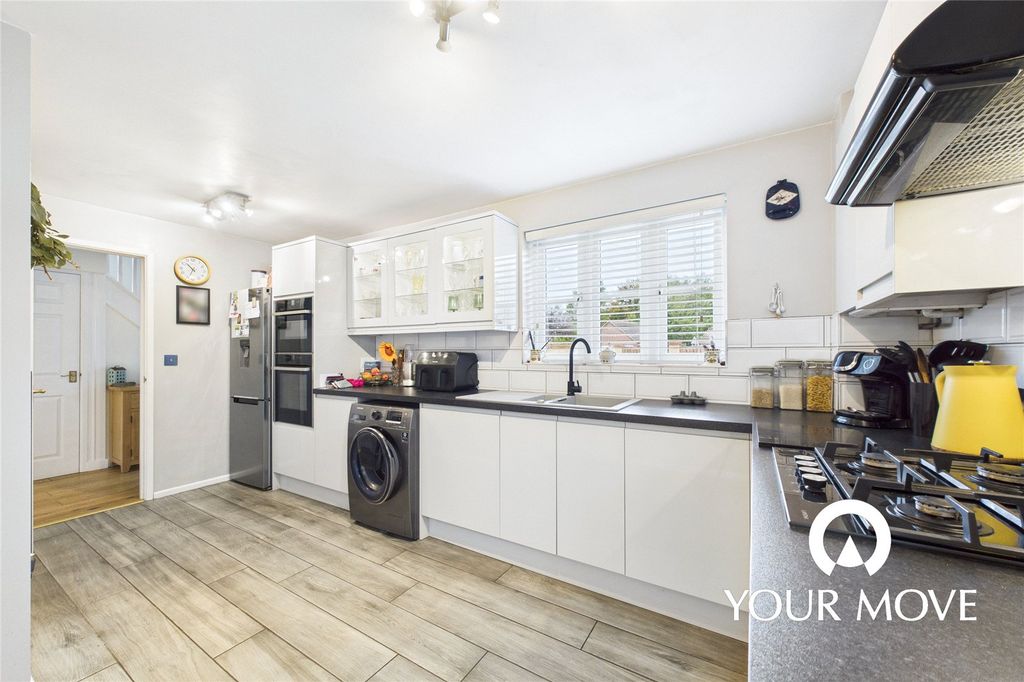 Property photo 2 of 22 Picture No. 10