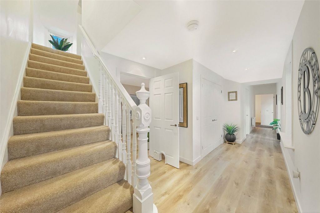 Property photo 2 of 23 Lower Hallway