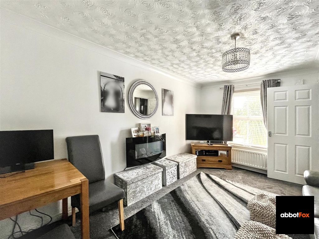 Property photo 3 of 12 Img_0332_Blurred.Jpg