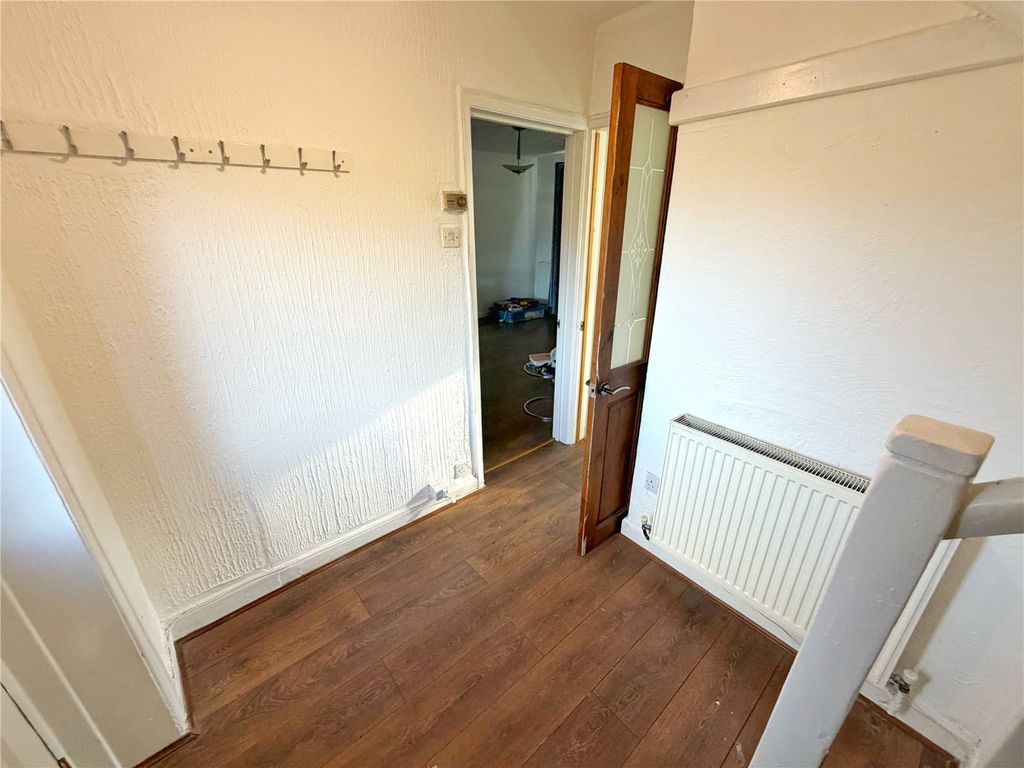 Property photo 3 of 21 Picture No. 23
