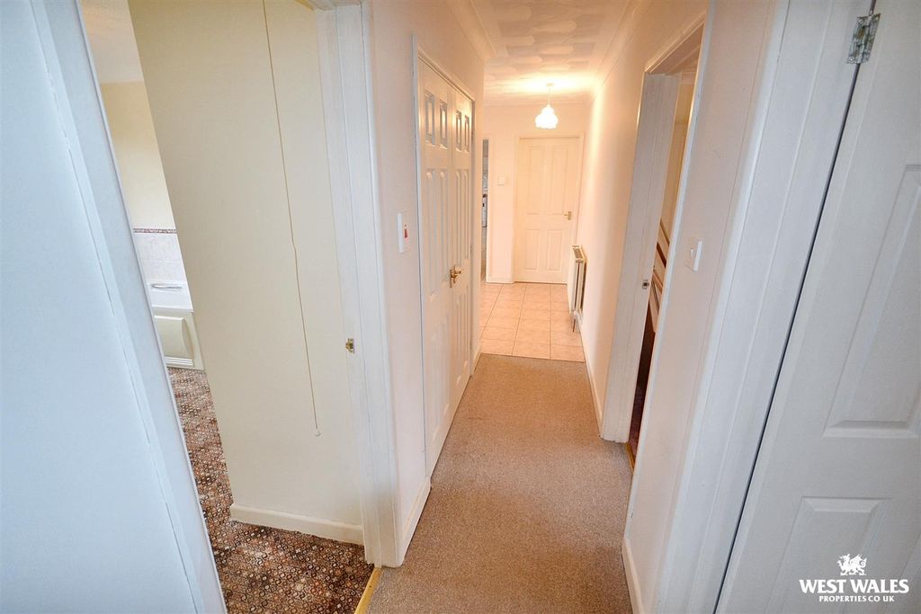 Additional image 14 of 6 bed detached bungalow for saleKings Park, Templeton, Narberth SA67