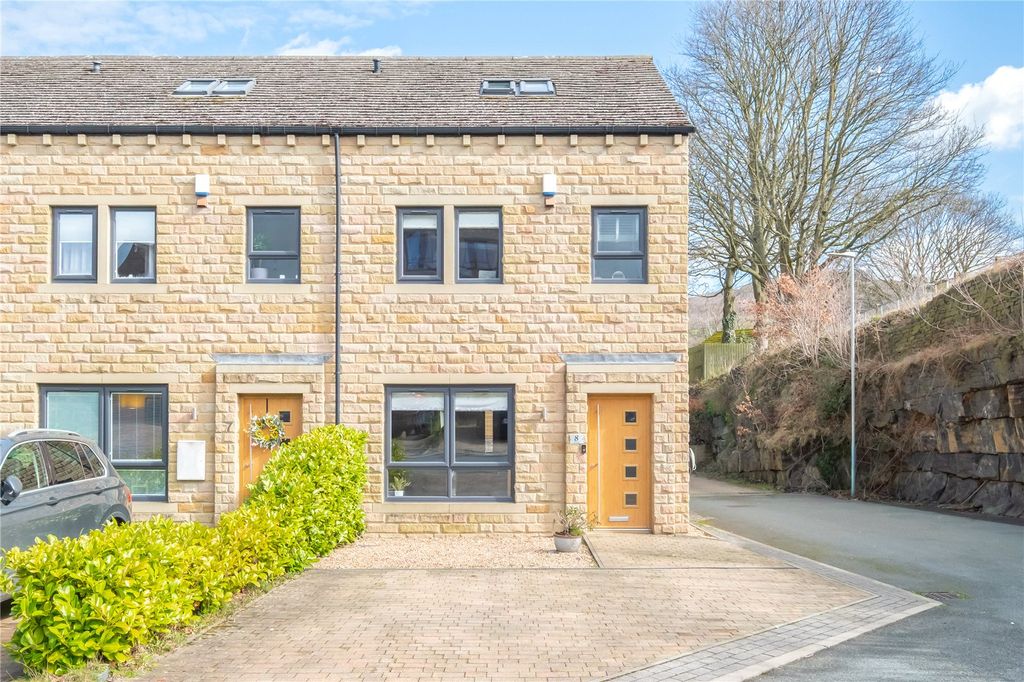 Property photo 1 of 23 Accommodation