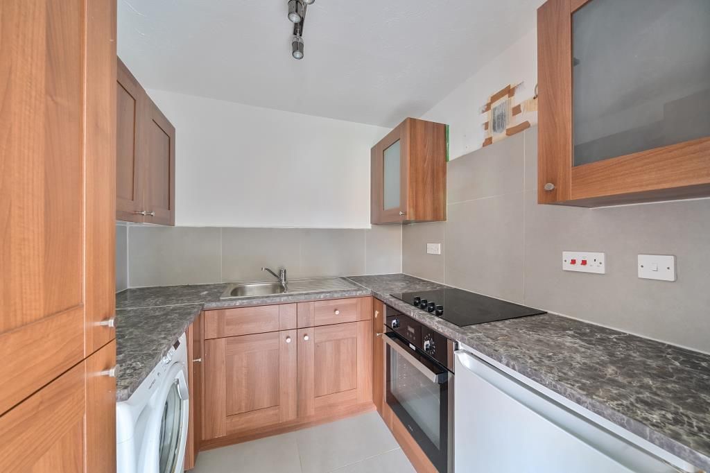 Property photo 2 of 20 Kitchen