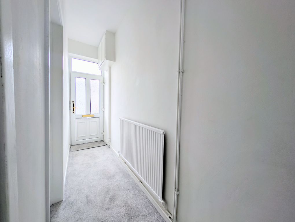 Property photo 2 of 26 Hallway
