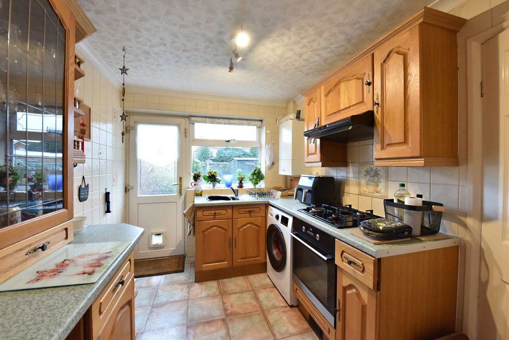 Property photo 3 of 11