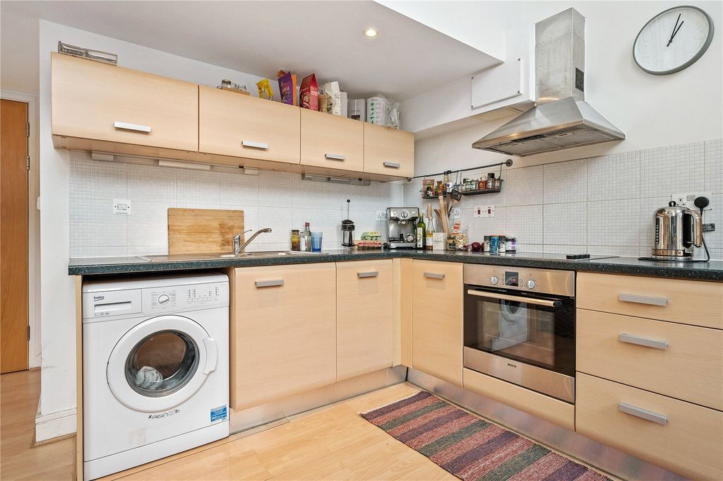 Property photo 3 of 13 Picture No. 36