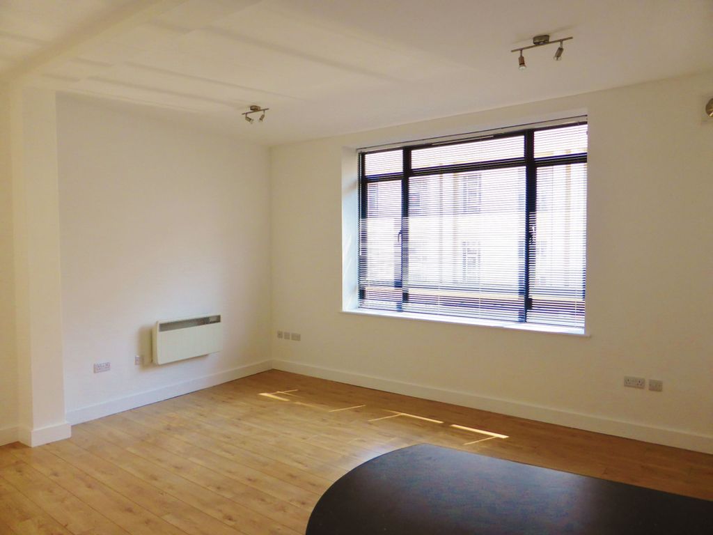 Property photo 2 of 5