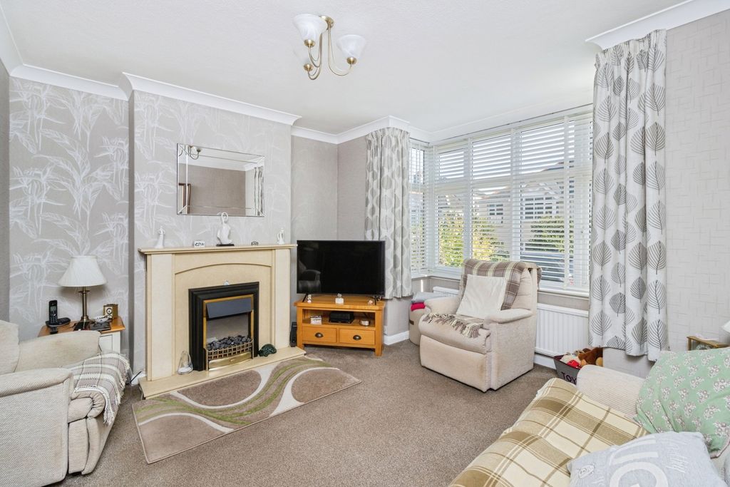 Property photo 3 of 22 Photo