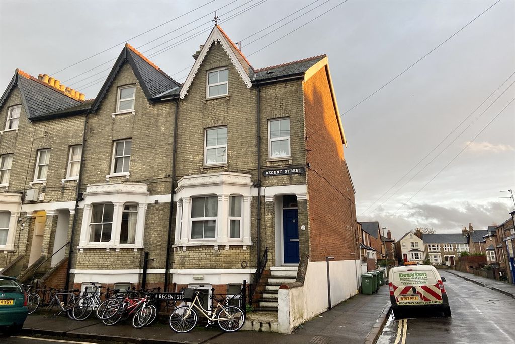 Property photo 1 of 10 (Main)