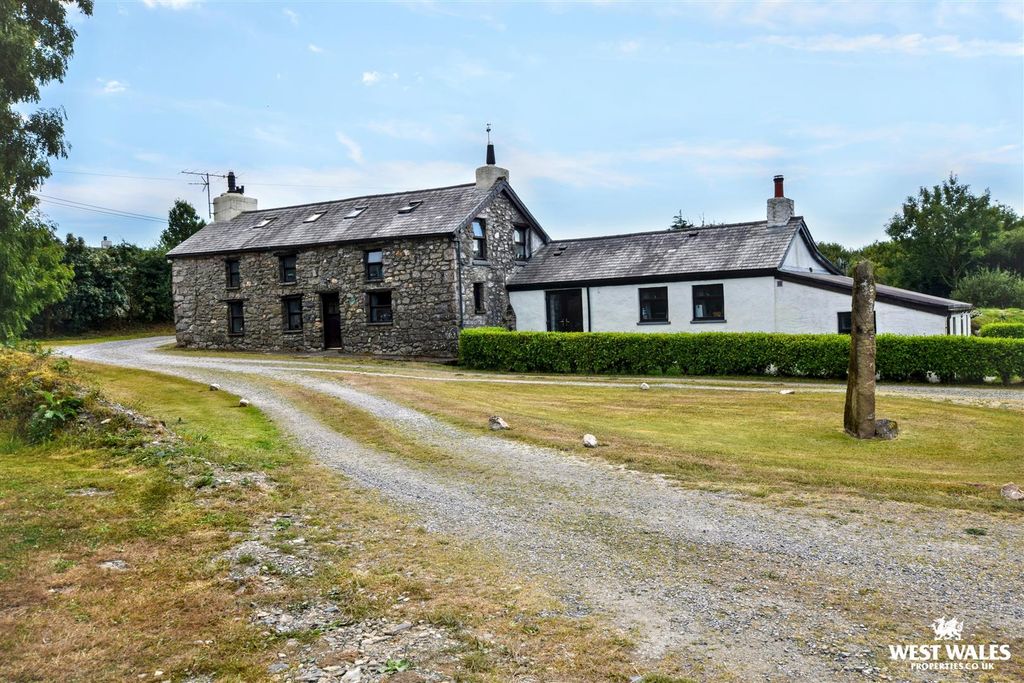Property photo 2 of 56 Front Of House + Annexe