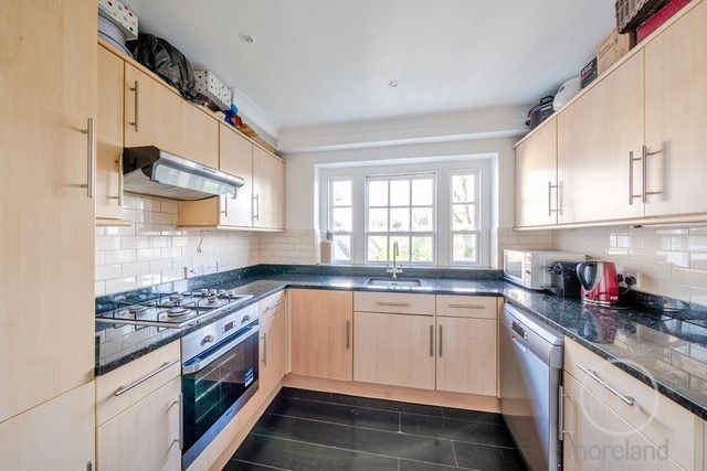 Property photo 2 of 10 5165685