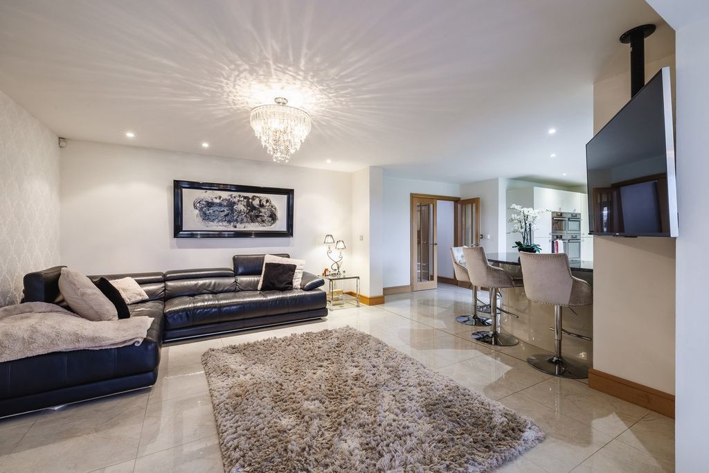 Additional image 12 of 6 bed detached house for saleAber Llwchwr, Llangennech SA14