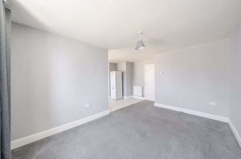 Property photo 2 of 11 Photo 8