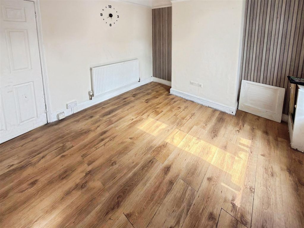 Property photo 2 of 11 Morton Road (6).Jpg