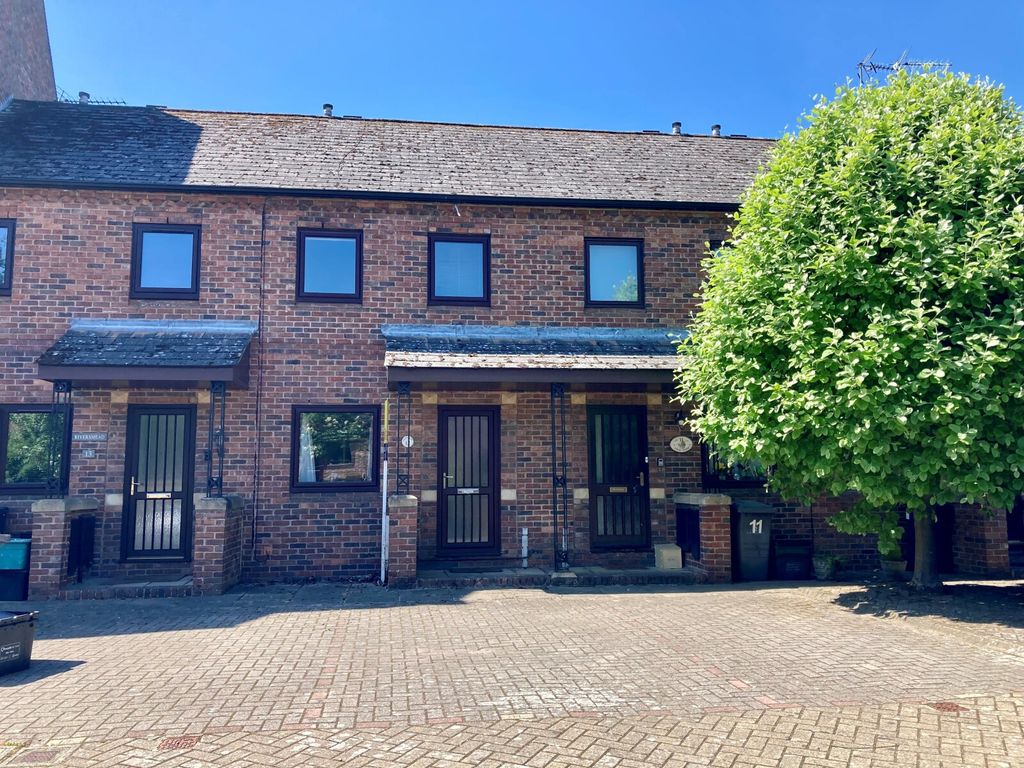 Property photo 1 of 11 Front External