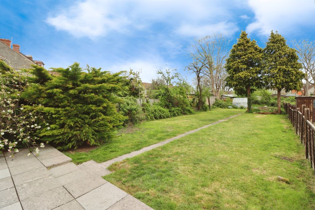 Property photo 2 of 15