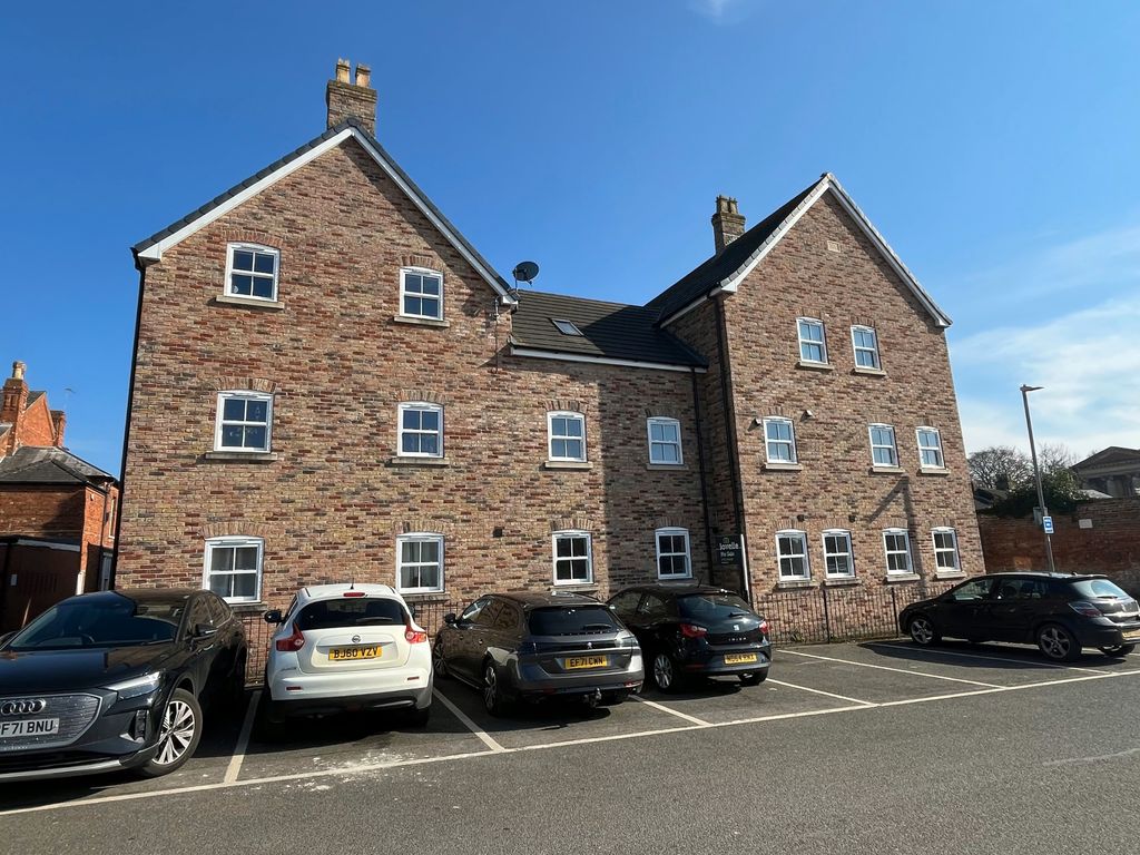 Property photo 2 of 7