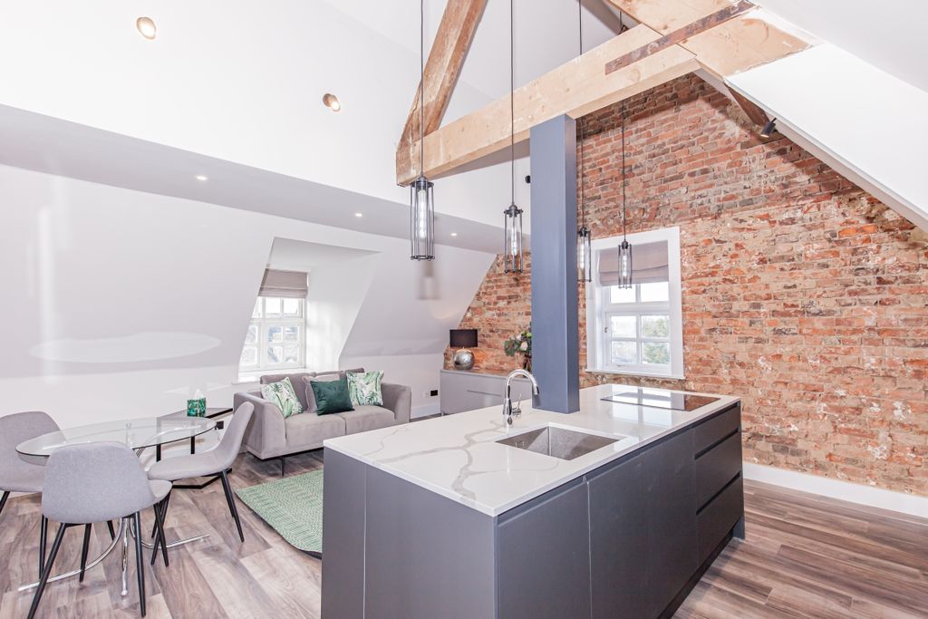 Property photo 1 of 9 156253