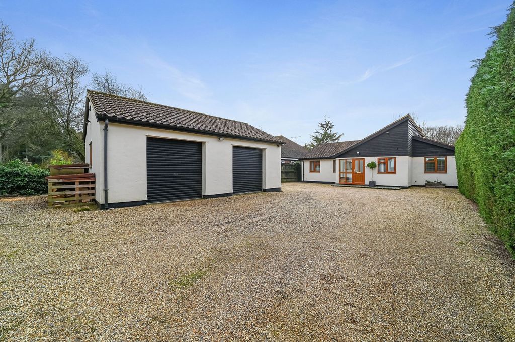 Property photo 2 of 26 4687492