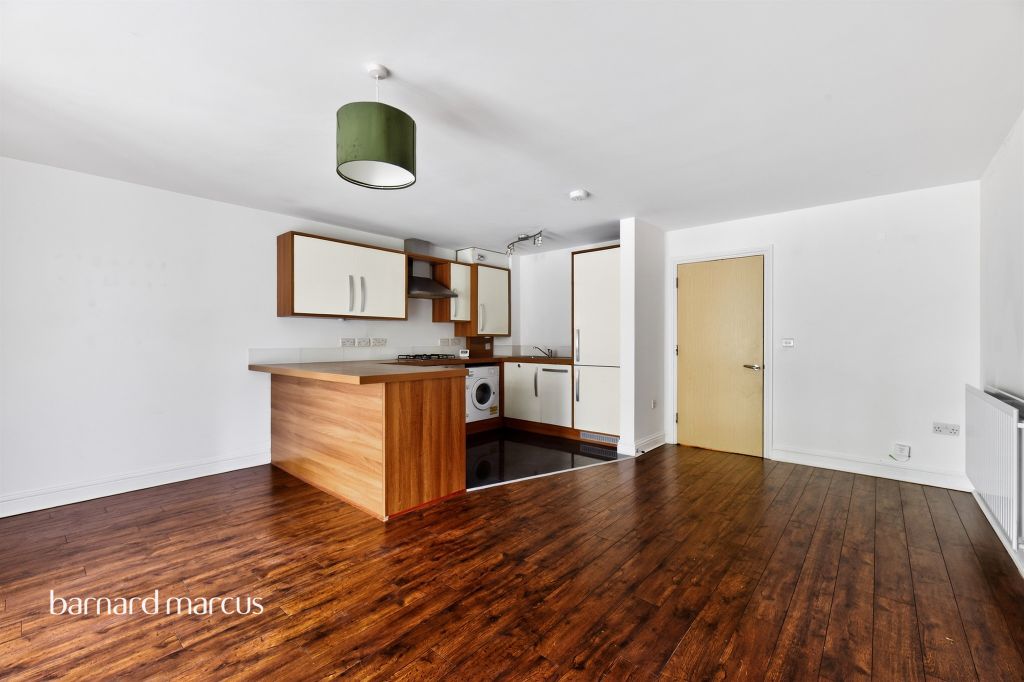 Property photo 2 of 8