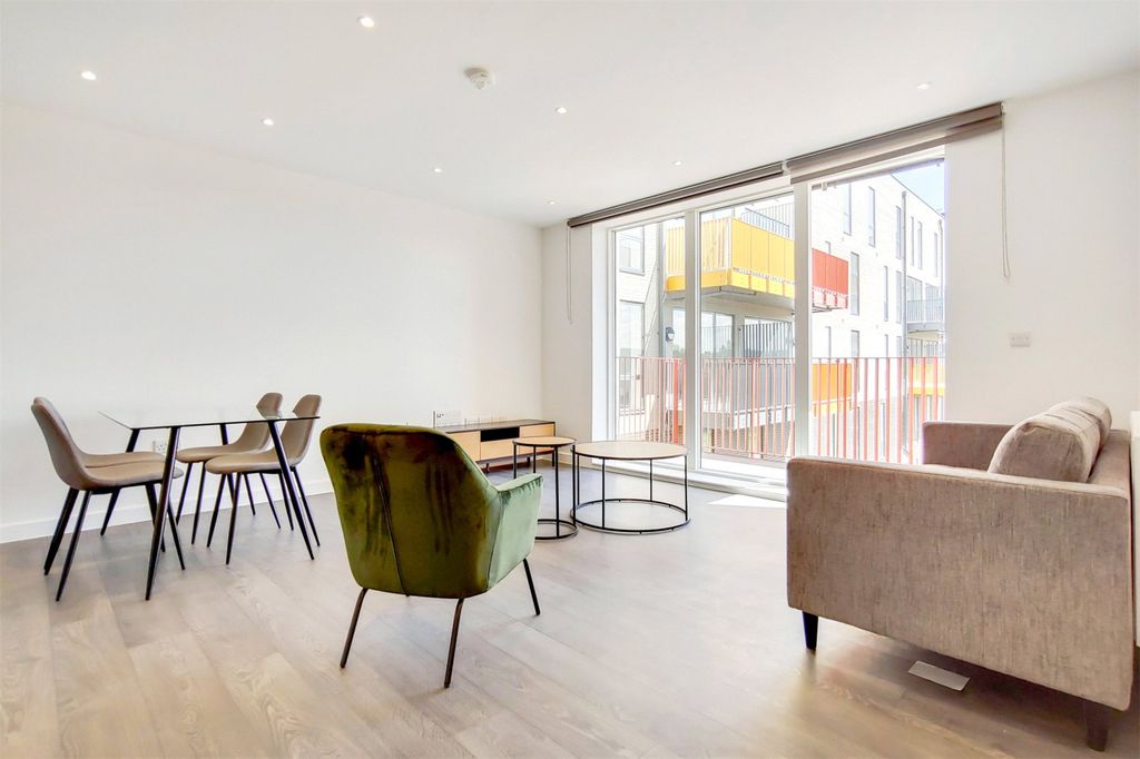 Property photo 1 of 12 Picture No. 02