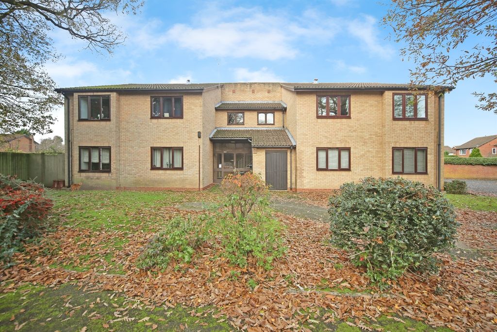 Property photo 1 of 15