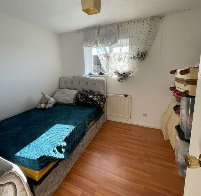 Property photo 3 of 4