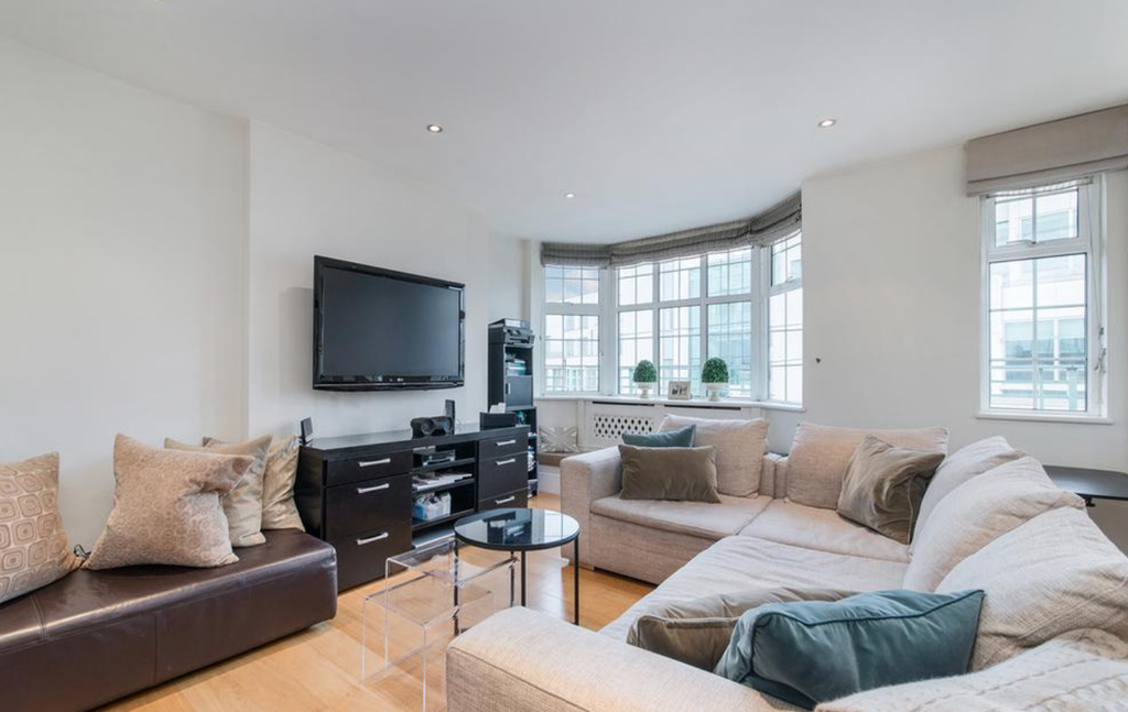 Property photo 1 of 8