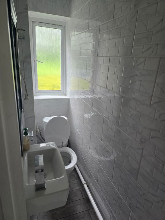 Property photo 3 of 3