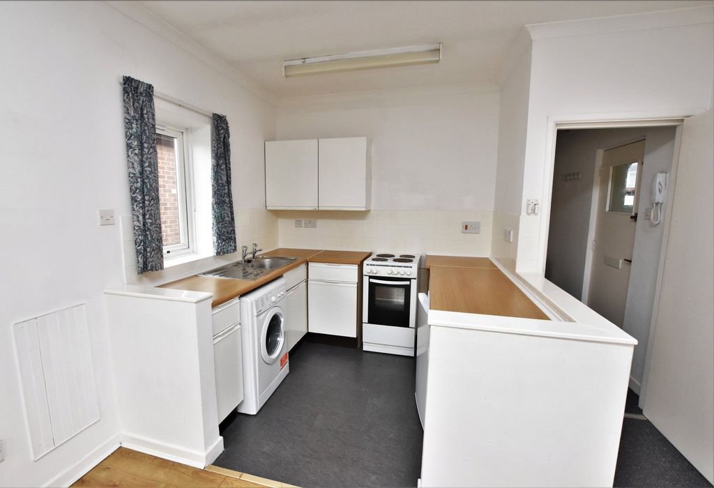 Property photo 3 of 8 Picture No. 22