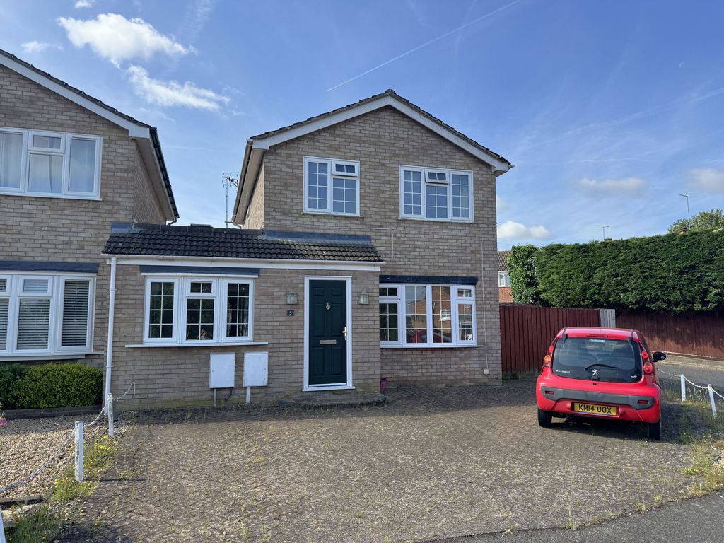 Property photo 1 of 11