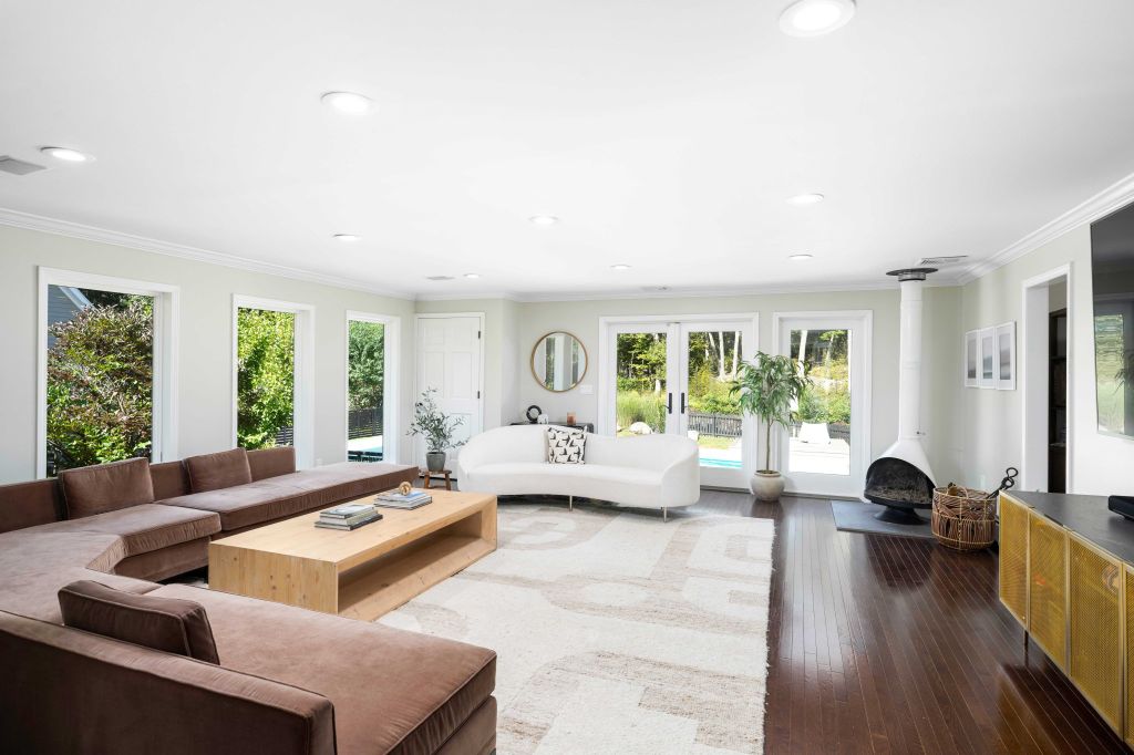 Property photo 2 of 12 <Alttext/>