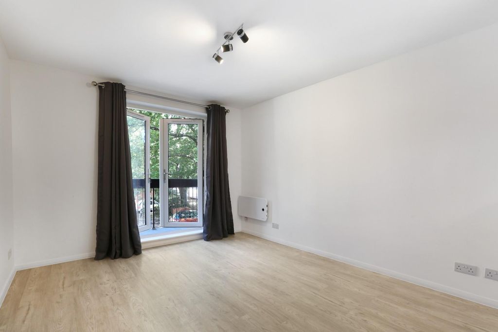 Property photo 1 of 14 Ach_7666.Jpg