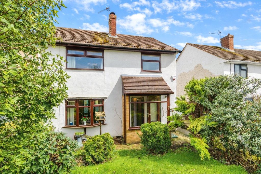 Property photo 1 of 21 Front