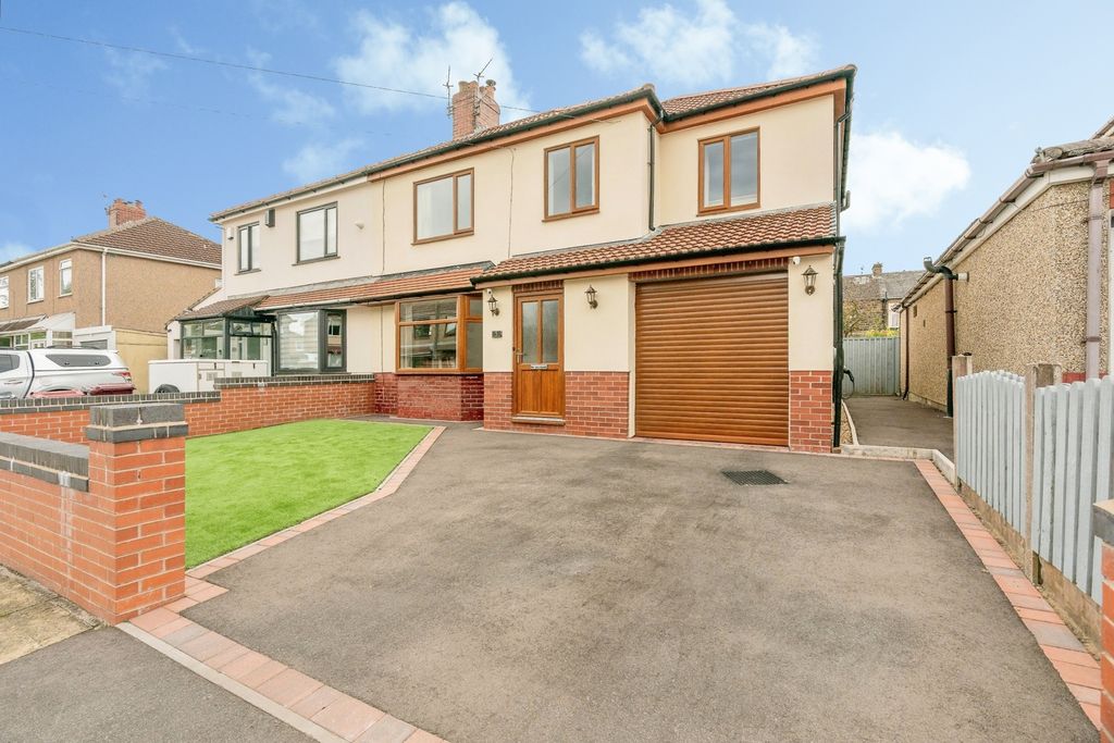 Property photo 1 of 29 Pbox-Img.Jpg
