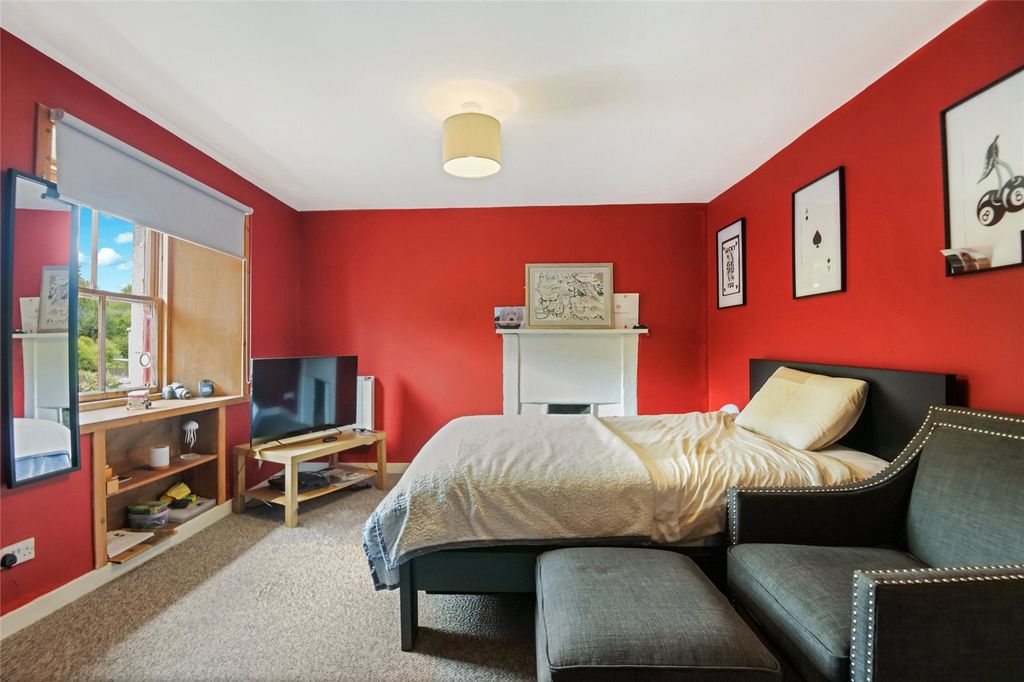 Additional image 6 of 3 bed flat for saleLow Barholm, Kilbarchan PA10
