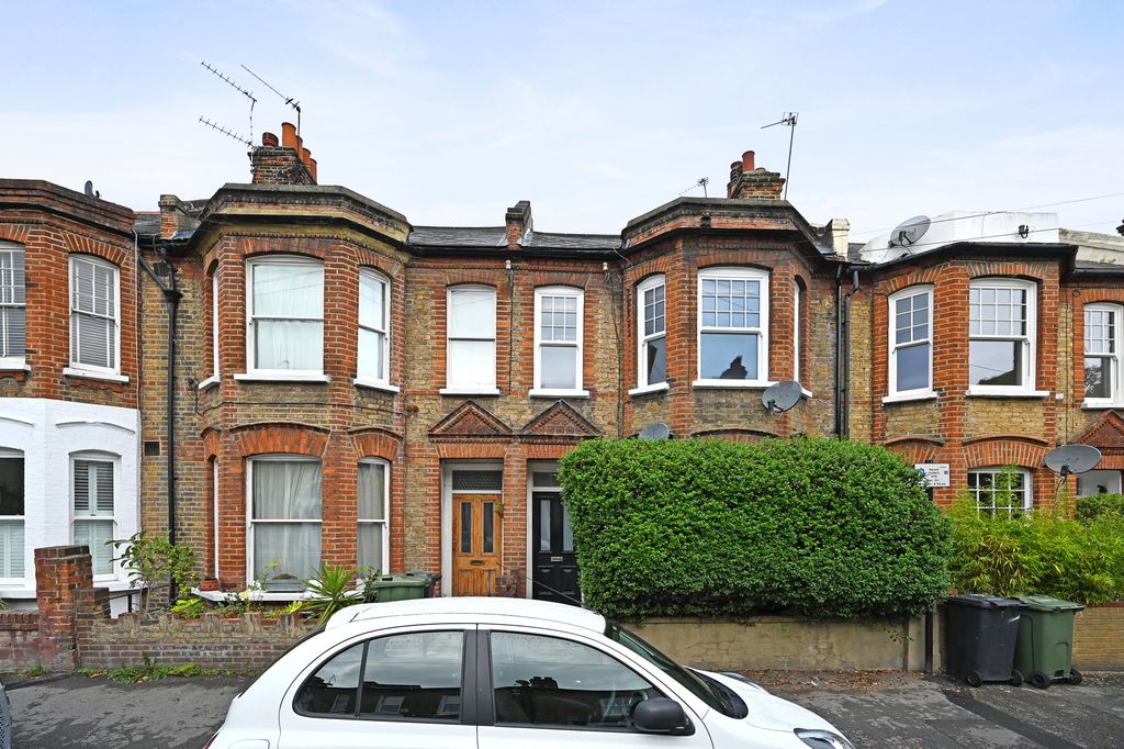 Property photo 1 of 11