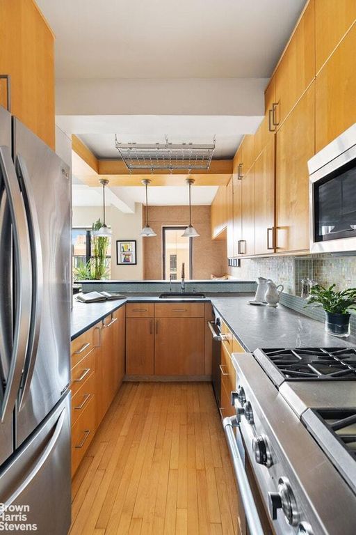 Property photo 3 of 10 <Alttext/>