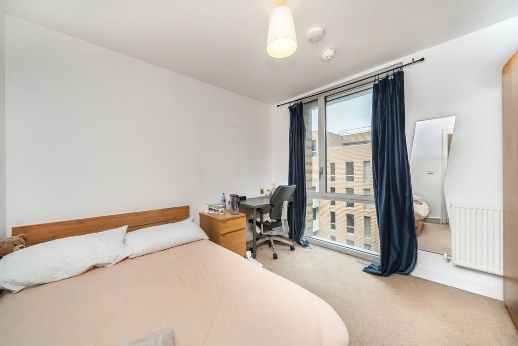 Property photo 3 of 9