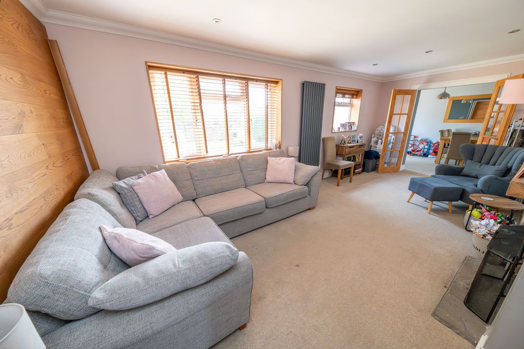 Property photo 2 of 21 Photo 13