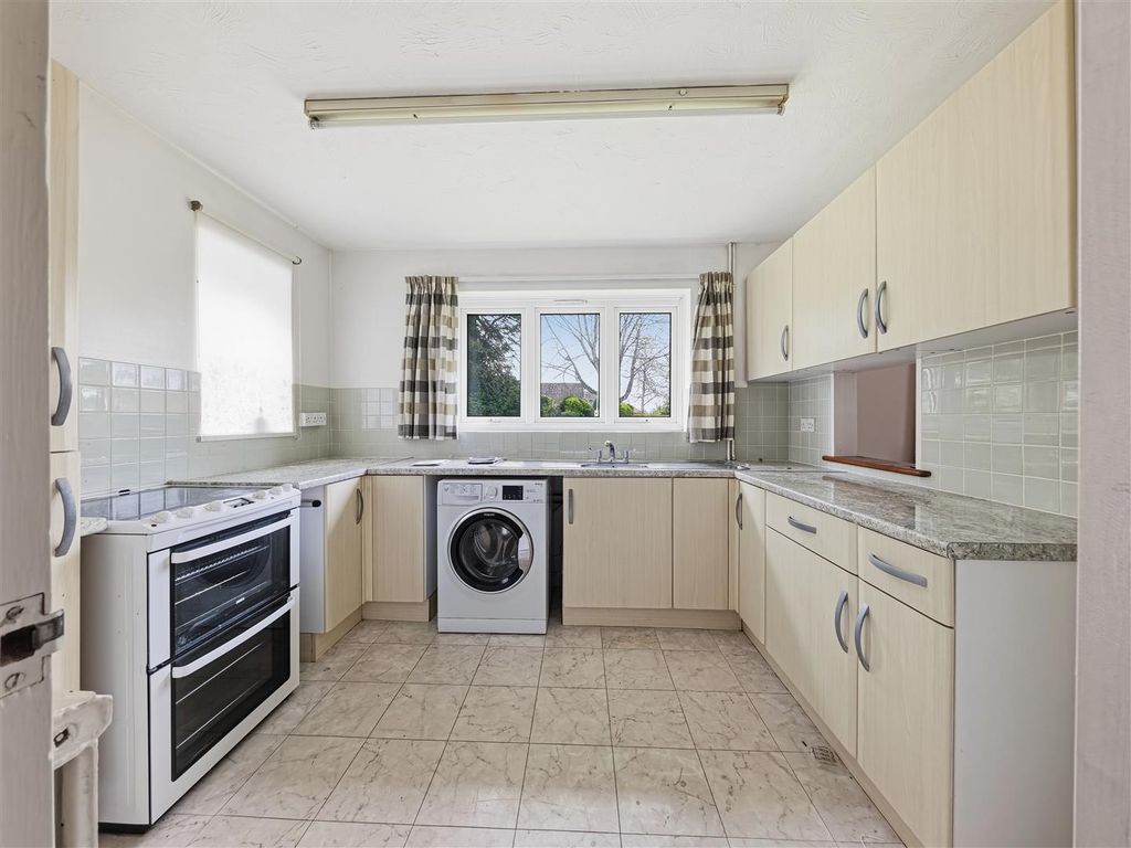 Property photo 2 of 20 Img_20260416_135730_935.Jpg